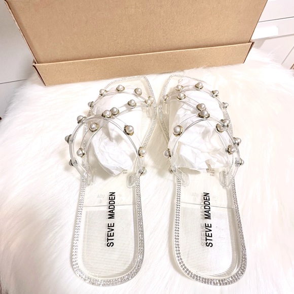 NEW Steve Madden Clear Pearl Studded Jelly Sandals - Size 7 and 8 - Picture 2 of 7